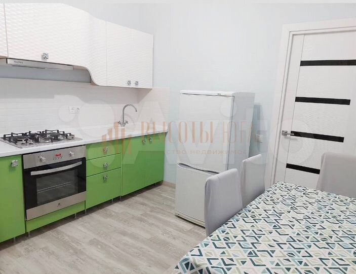 2-к. квартира, 62 м², 1/8 эт.