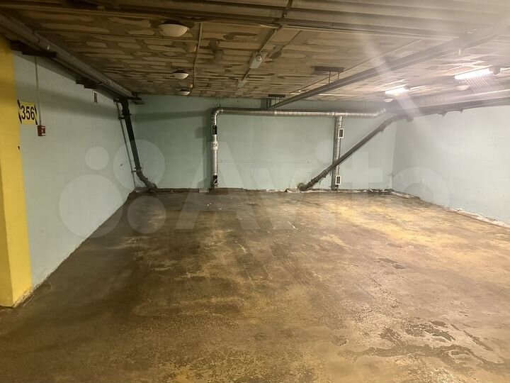 Машиноместо