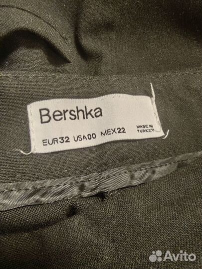 Брюки школьные для девочки Bershka 158 р