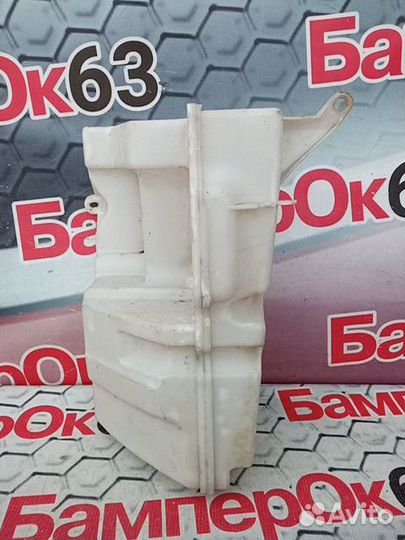 Бачок омывателя Volvo XC60