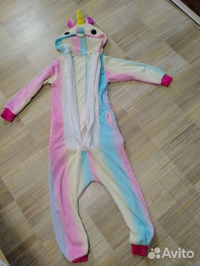 Вещи пакетом (платья, юбки, штаны, кигуруми)