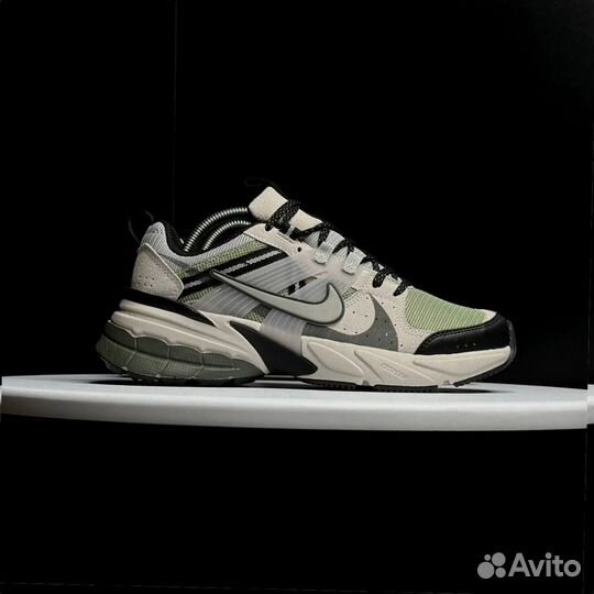 Кроссовки Nike V2K Run Runtekk