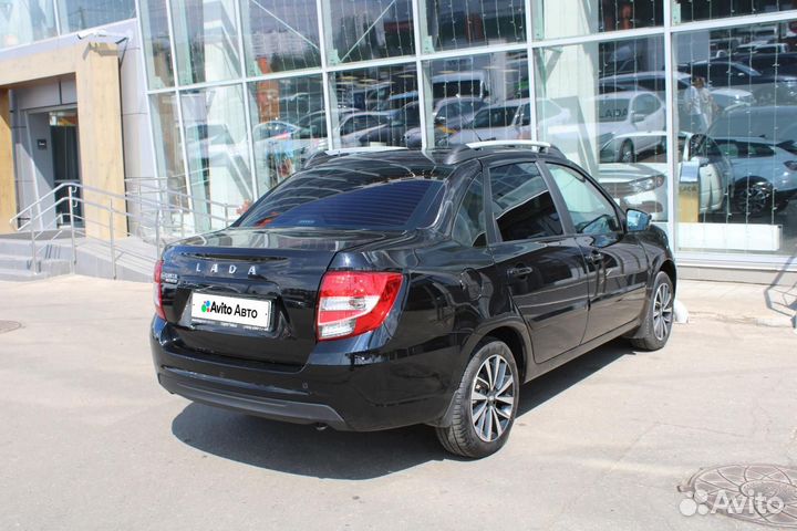 LADA Granta 1.6 МТ, 2022, 32 500 км