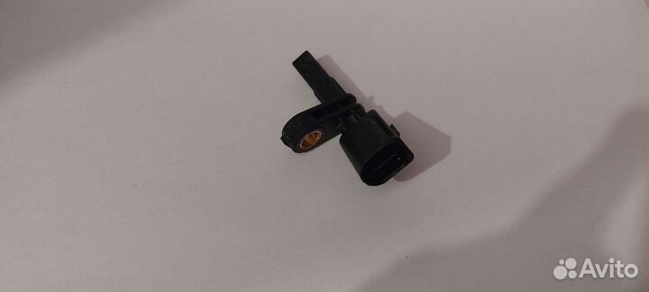 Датчик ABS правый передний Volkswagen