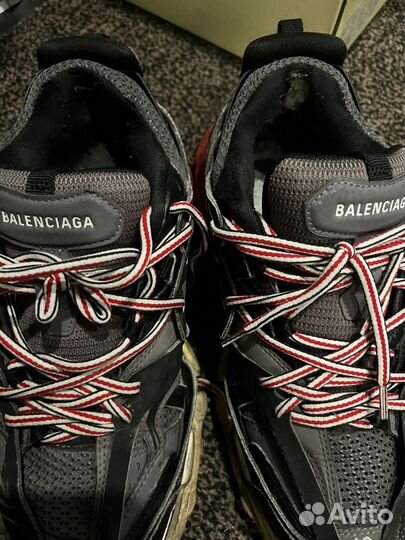 Balenciaga track 1