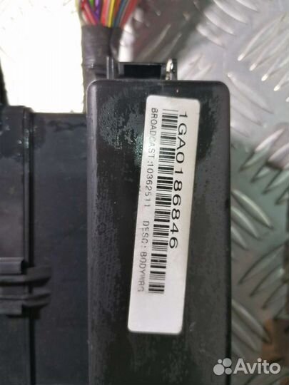 Cadillac CTS блоки предохранителей