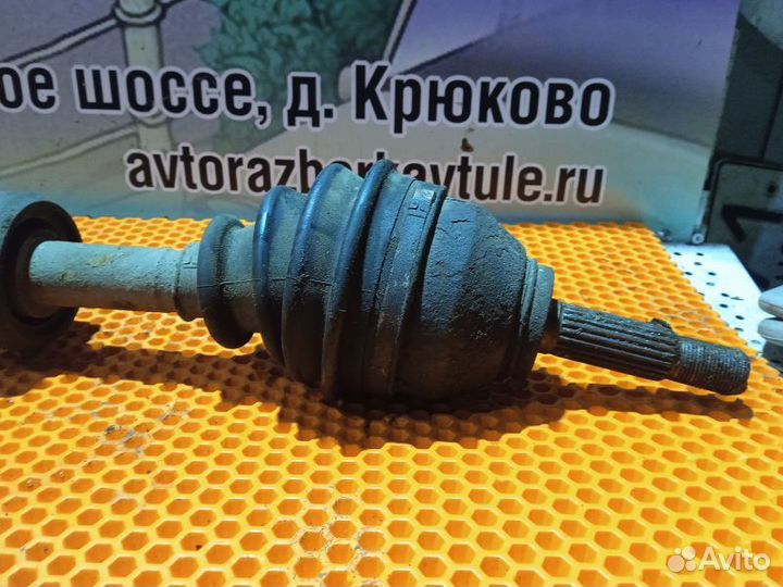 Привод передний правый Renault Logan