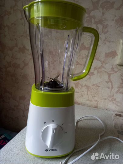 Блендер настольный Vitek