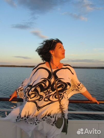 Педагог по вокалу, и актёрскому мастерству