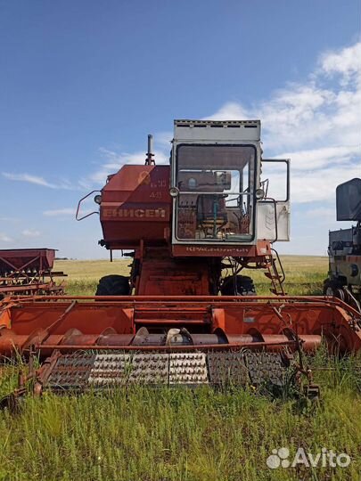 Разбрасыватель соломы Енисей 1200, 1986