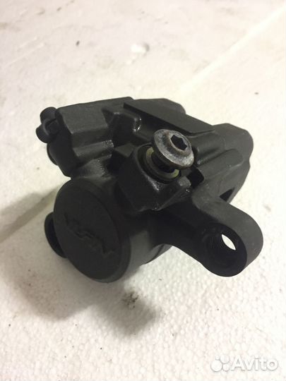 Задний тормозной суппорт Yamaha YZF-R6 2006 - 2016