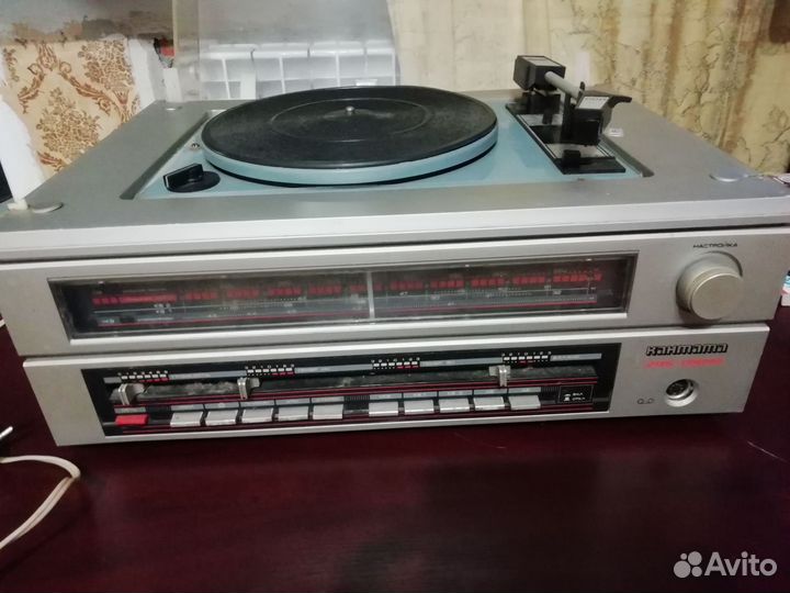 Проигрыватель винила СССР