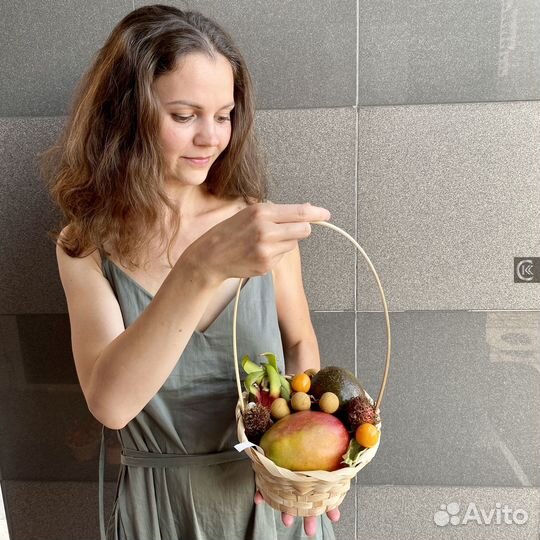 Подарок на день рождения (экзотические фрукты)