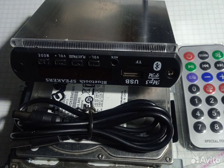 Радиоприемник новый