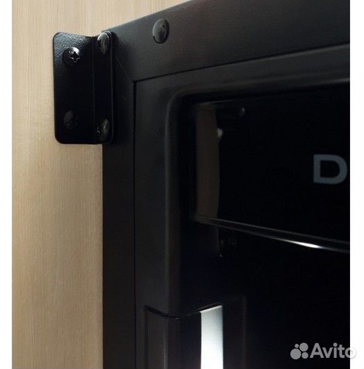 Винный шкаф. Холодильник для вина