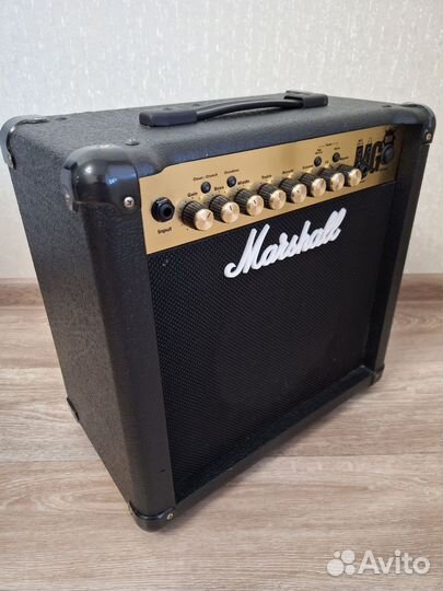 Комбоусилитель Marshall MG15