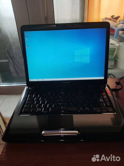 Toshiba Satellite A300 (psagce-09400JRU)