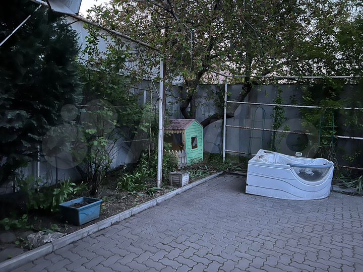 Дом 91,7 м² на участке 2,8 сот.