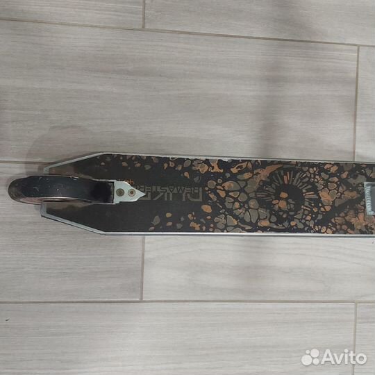 Продам трюковой самокат