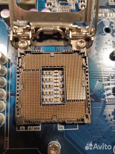 Связка Gigabyte Z68/ i3 2120/ 8Gb DDR3 отправлю