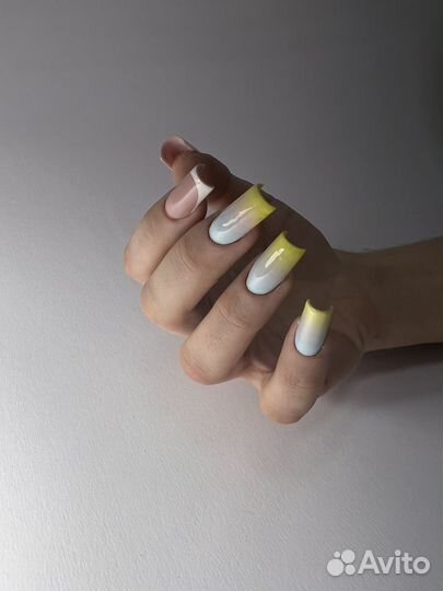 Требуются модели на маникюр