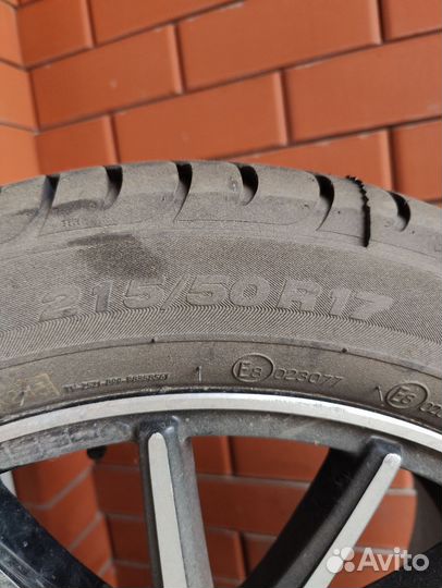 Viatti Strada Asimmetrico 215/50 R17