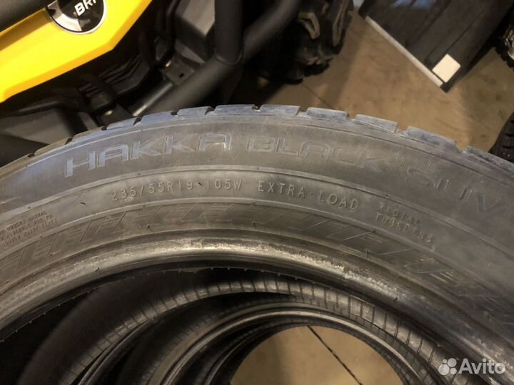 Nokian Tyres Hakka Black SUV 235/55 R19