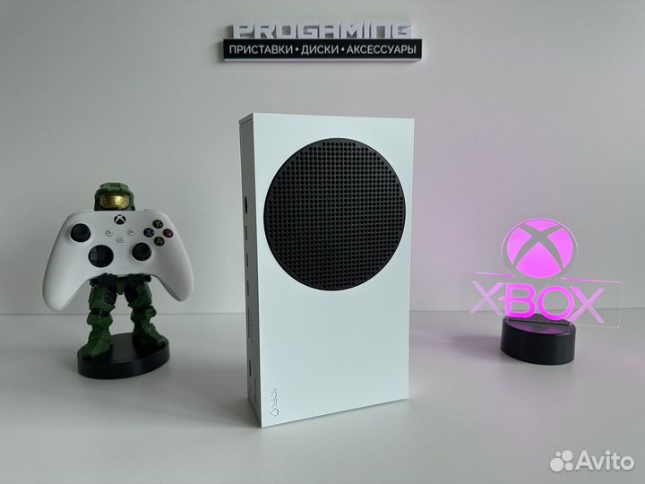 Xbox series s идеальное состяние сумка в подарок