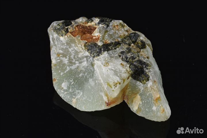 Пренит, эпидот. Лот №596