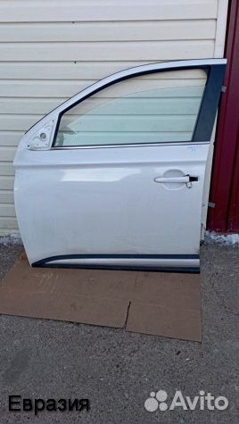 Дверь передняя левая Mitsubishi Outlander 3