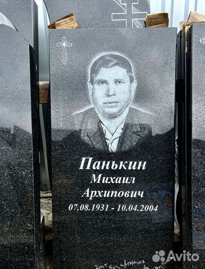 Памятники из гранита и мрамора