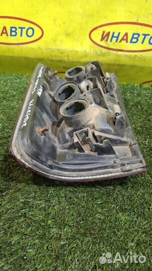 Фонарь задний правый Toyota Hilux 2LTE 1993