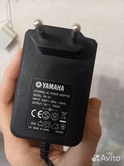 Синтезатор Yamaha PSR 200