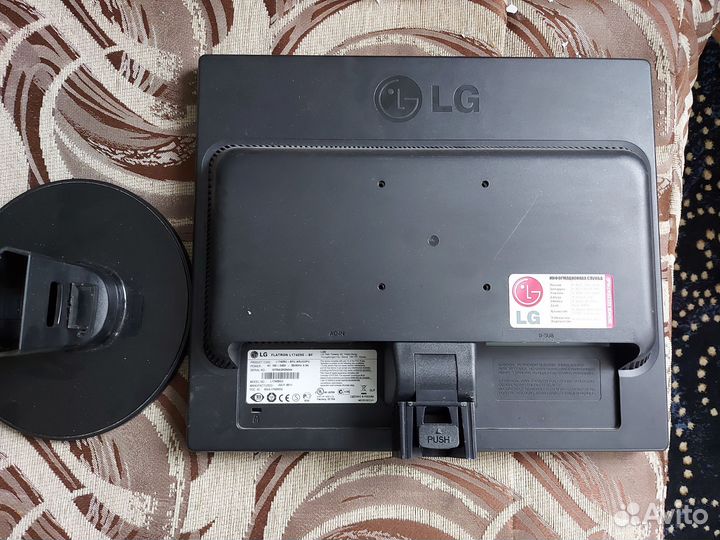 Монитор для компьютера LG