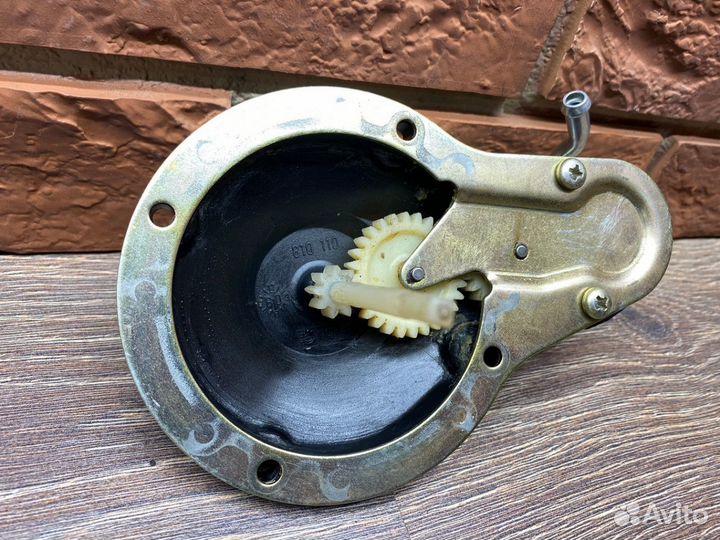 Б/У Б/У Насос масляный Lynx Adventure Ranger 550