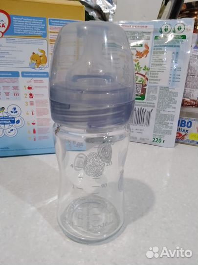 Детская стеклянная бутылочка для кормления chicco