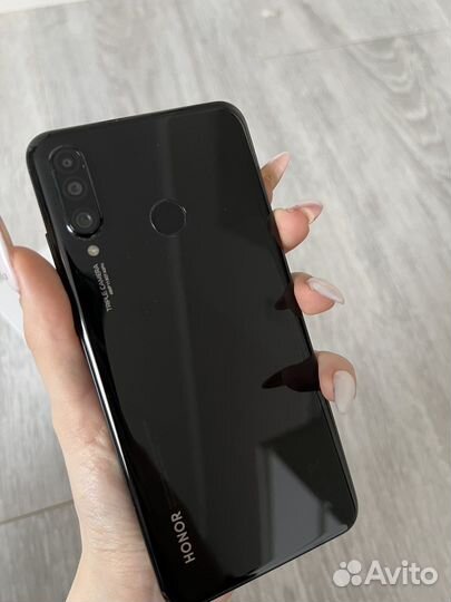 HONOR 20 Lite (RU), 4/128 ГБ