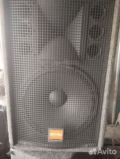 Акустические колонки большие