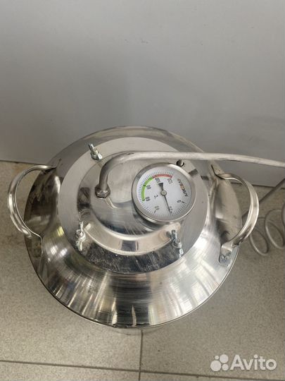 Дистилятор Зенит на стандартном кубе + кран