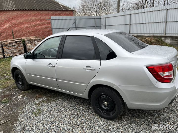 LADA Granta 1.6 МТ, 2023, 1 400 км