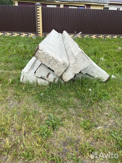 Балка бетонная