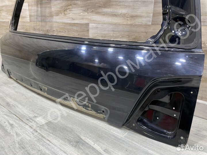 Крышка багажника Toyota Land Cruiser 200 2007-2015