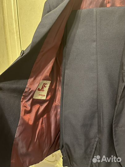 Школьный костюм