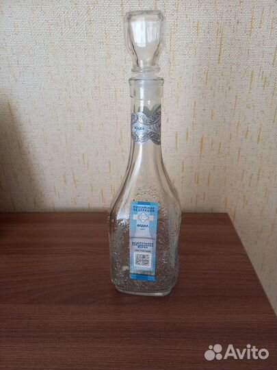 Графин бутылка