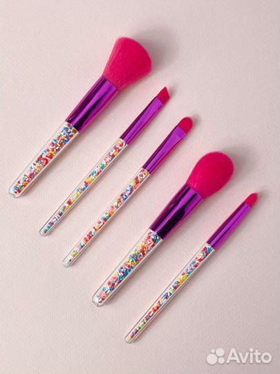 Новые кисти для макияжа