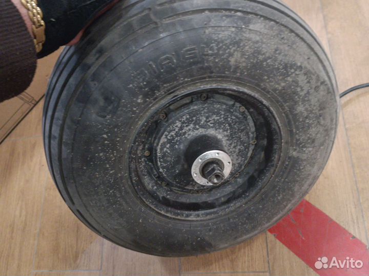 Мотор колесо для электросамоката