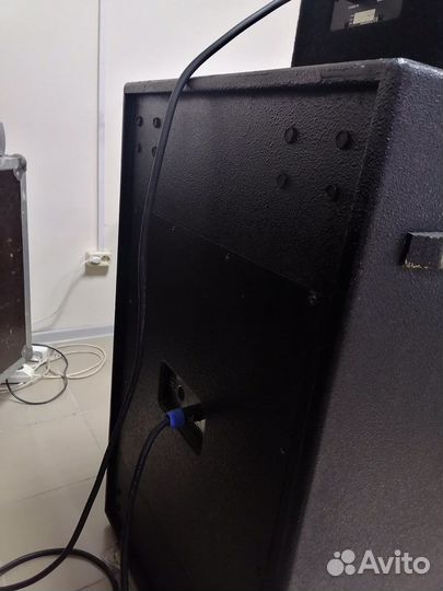 2 Саба EuroSound La Bomba SB-1000i и XF-218