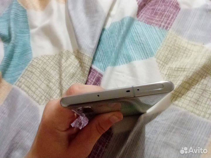 Samsung Galaxy Note 10, 8/128 ГБ
