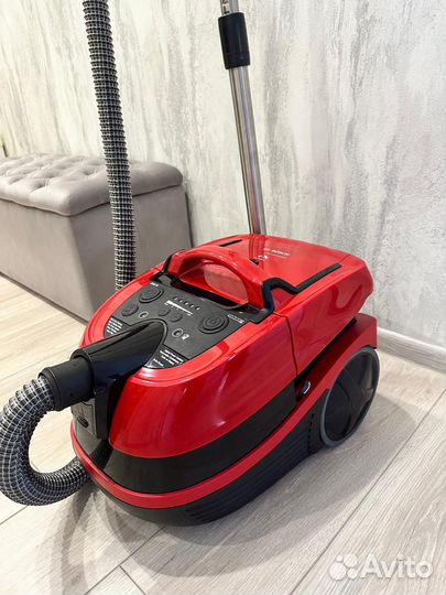 Моющий пылесос Bosh S4 (Wash and Clean Pro Animal)