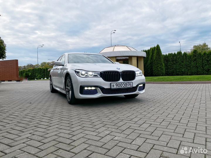 Аренда BMW 740 авто на свадьбу, транфер, встречи